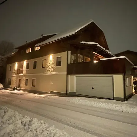 Casa de hóspedes Gaestehaus Brugger 3*