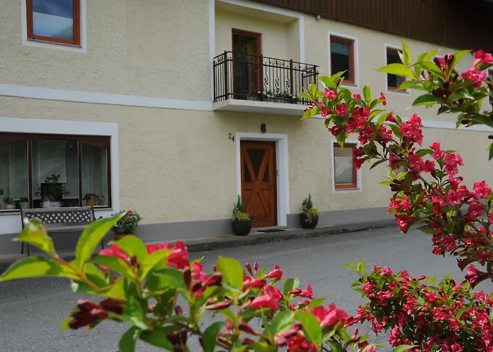 Casa de hóspedes Gaestehaus Brugger 3*